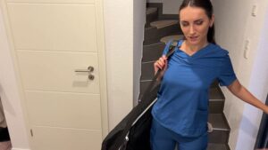 Massage at home turns into a pleasant surprise