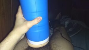 Skinny cums loudly using autoblow 2
